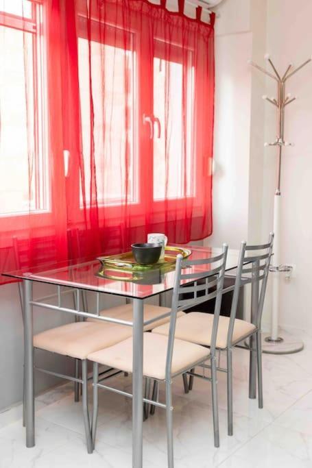 Luxury Studio In Downtown Thessaloniki Exterior foto
